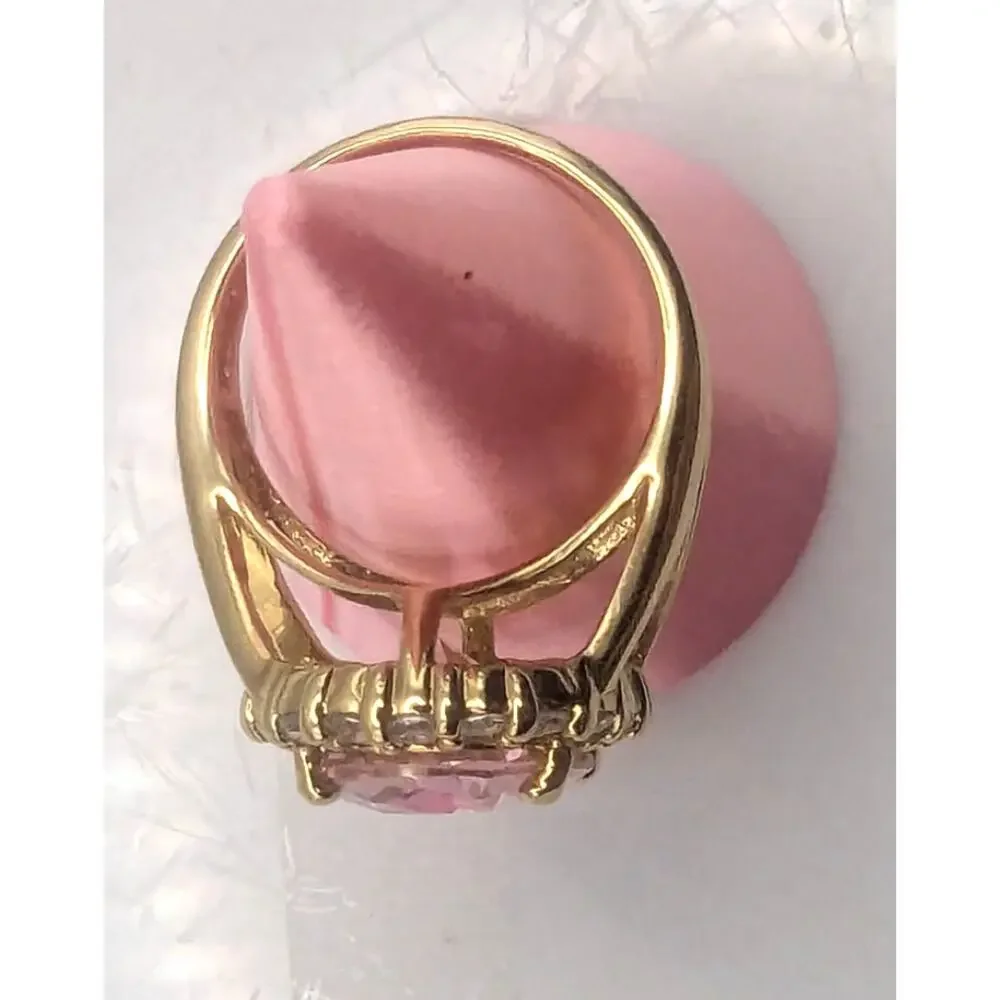 Vintage Pink Stone Halo Ring Womens 8.25 Gold Tone Statement 8K READ